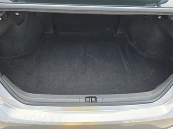 2025 Toyota Camry SE - miniatura 23