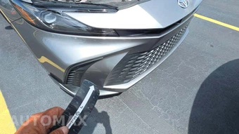 2025 Toyota Camry SE - miniatura 26