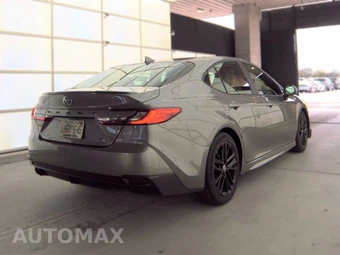 2025 Toyota Camry SE - miniatura 5