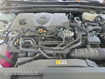 2025 Toyota Camry SE - miniatura 18