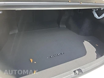 2025 Toyota Camry SE - miniatura 19