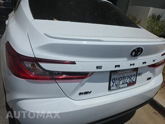 2025 Toyota Camry SE - miniatura 5