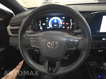 2025 Toyota Camry SE - miniatura 10