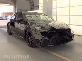2025 Toyota Camry SE - miniatura 3