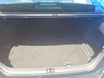 2025 Toyota Camry SE - miniatura 16