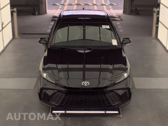 2025 Toyota Camry SE - miniatura 2