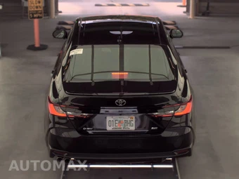 2025 Toyota Camry SE - miniatura 6