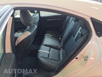 2025 Toyota Camry SE - miniatura 19