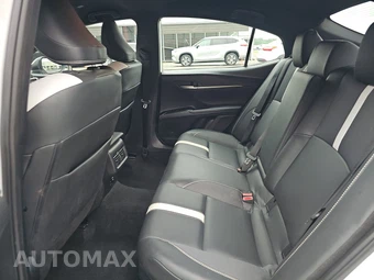 2025 Toyota Camry SE - miniatura 13