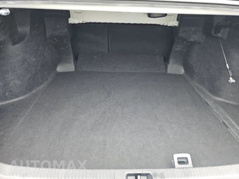 2025 Toyota Camry SE - miniatura 16