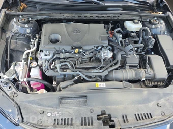 2025 Toyota Camry SE - miniatura 15