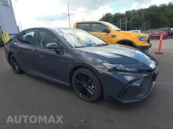 2025 Toyota Camry SE - miniatura 3