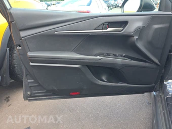 2025 Toyota Camry SE - miniatura 9