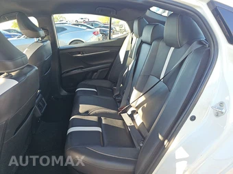 2025 Toyota Camry SE - miniatura 19