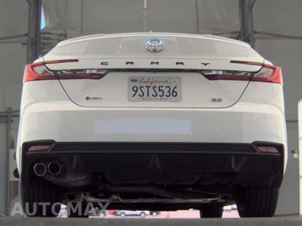 2025 Toyota Camry SE - miniatura 7