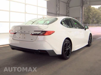 2025 Toyota Camry SE - miniatura 4