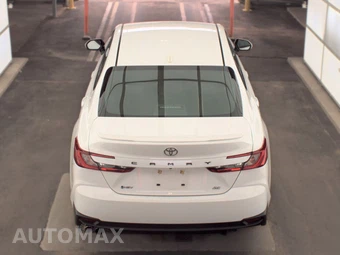 2025 Toyota Camry SE - miniatura 5