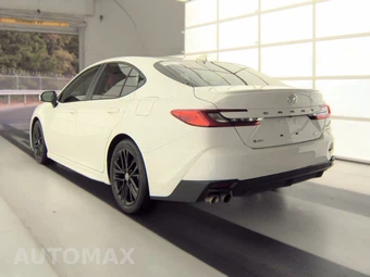 2025 Toyota Camry SE - miniatura 6