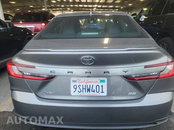 2025 Toyota Camry SE - miniatura 5