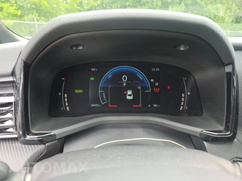 2025 Toyota Camry SE - miniatura 12