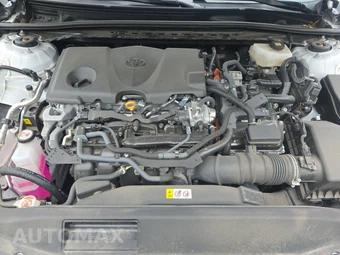 2025 Toyota Camry SE - miniatura 15