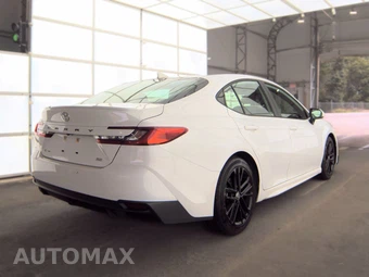 2025 Toyota Camry SE - miniatura 4