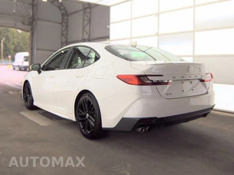 2025 Toyota Camry SE - miniatura 6