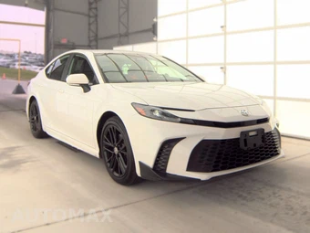 2025 Toyota Camry SE - miniatura 3