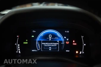 2025 Toyota Camry SE - miniatura 19
