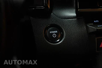 2025 Toyota Camry SE - miniatura 25