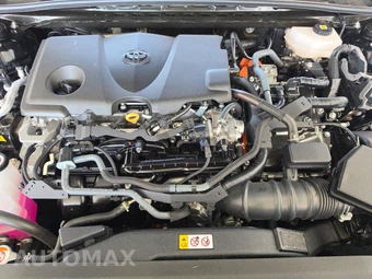 2025 Toyota Camry SE - miniatura 15