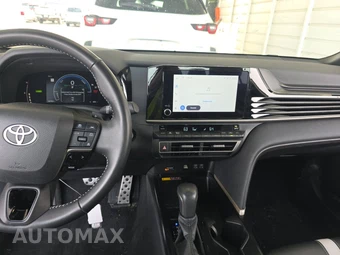 2025 Toyota Camry SE - miniatura 11