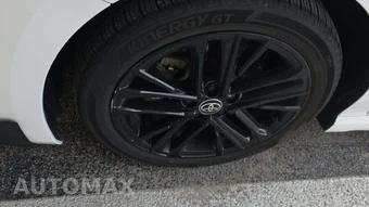 2025 Toyota Camry SE - miniatura 29