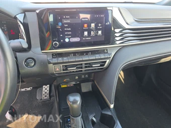 2025 Toyota Camry SE - miniatura 11