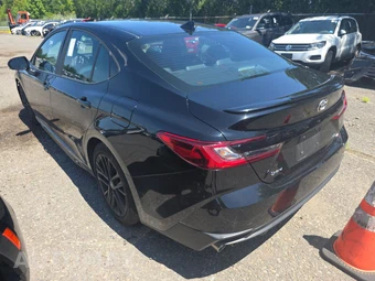 2025 Toyota Camry SE - miniatura 6