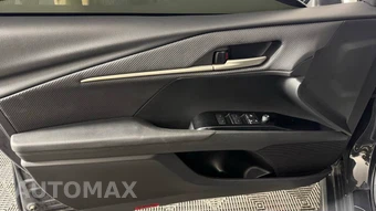 2025 Toyota Camry SE - miniatura 11