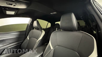 2025 Toyota Camry SE - miniatura 13