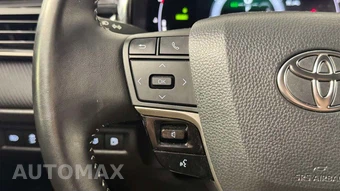 2025 Toyota Camry SE - miniatura 17