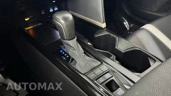 2025 Toyota Camry SE - miniatura 21