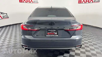 2025 Toyota Camry SE - miniatura 5