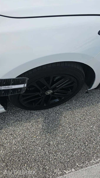 2025 Toyota Camry SE - miniatura 31