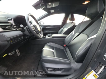 2025 Toyota Camry SE - miniatura 13