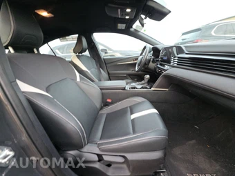 2025 Toyota Camry SE - miniatura 14