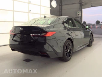 2025 Toyota Camry SE - miniatura 5