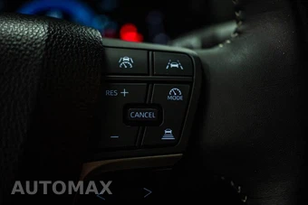 2025 Toyota Camry SE - miniatura 20
