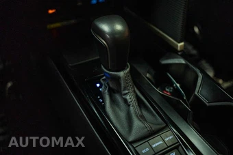 2025 Toyota Camry SE - miniatura 21