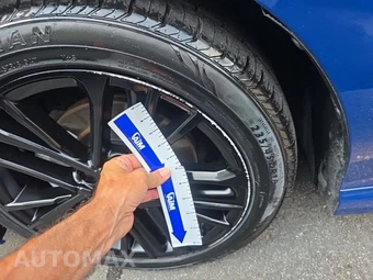 2025 Toyota Camry SE - miniatura 22