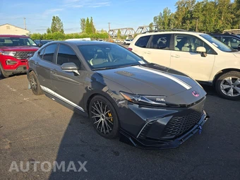 2025 Toyota Camry SE - miniatura 3