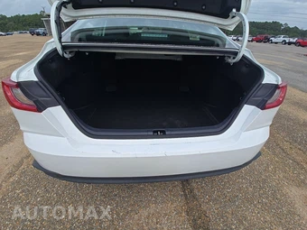 2025 Toyota Camry SE - miniatura 17