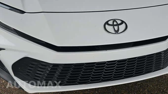 2025 Toyota Camry SE - miniatura 19